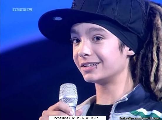 tooooooommmmmmmmmm - pacat....altceva nu pot sa zik...:( dc nu e k - Tokio hotel